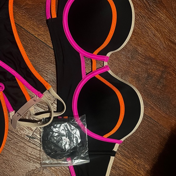 RARE Victoria’s Secret black and neon very sexy bikini - Picture 6 of 7